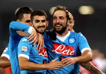 Napoli vs Lazio Minggu 21 September 2015